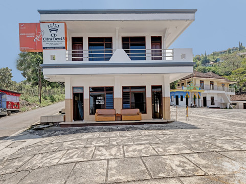 Collection O 91692 Hotel Citra Dewi 3 Hills