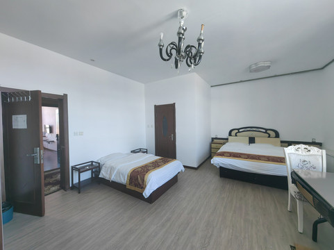 根河金林源假日宾馆