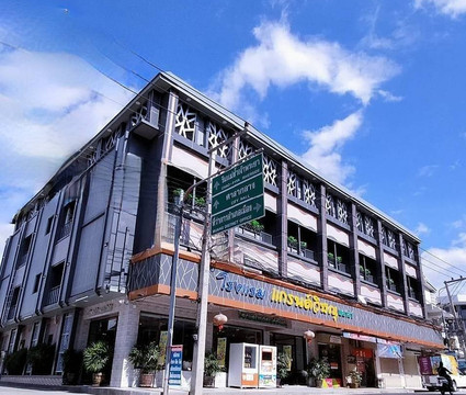廊磨酒店住宿-瓦萨努广场大酒店