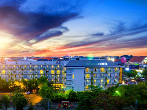 Pemogan酒店住宿-斯库塔广场哈里酒店