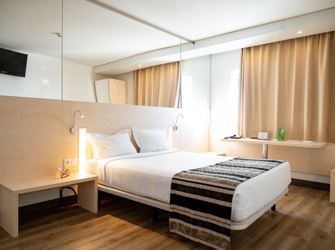 Maia酒店住宿-波尔图机场酒店百樂酒店