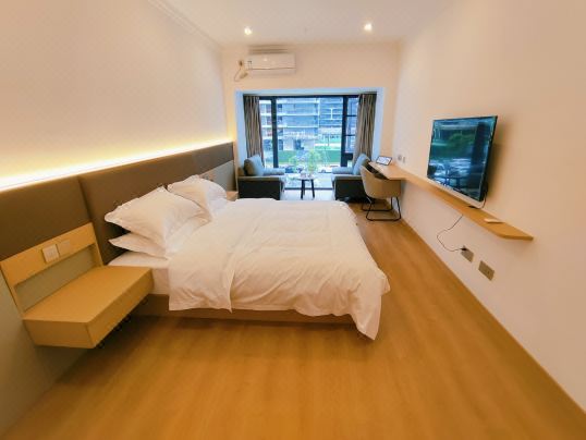 逸宅民宿（五糧液文化體育中心店）