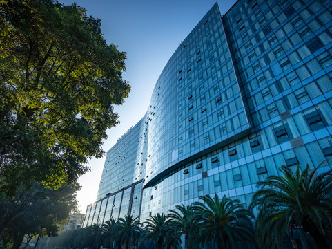 百伦国际酒店主图