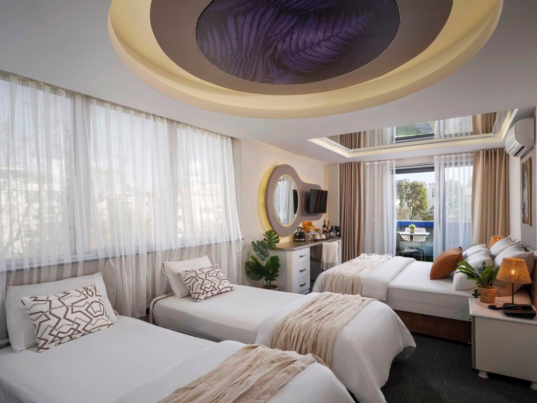 İS HOTEL