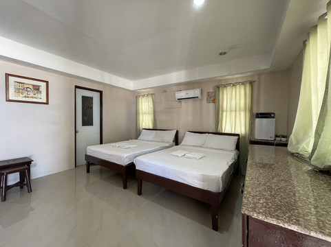 Madridejos酒店住宿-Beach Placid Resort