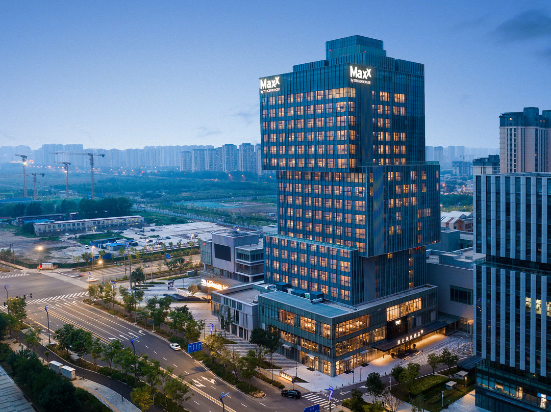 保定深圳园美仑美奂酒店