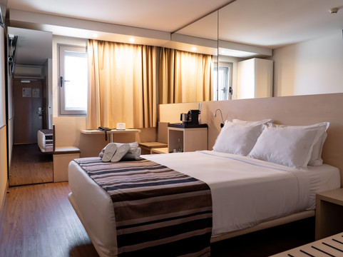 波尔图机场公园酒店