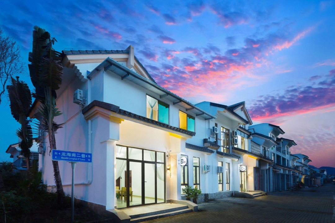 Jianhai Guesthouse(Haitangwan Duty-free Mall)