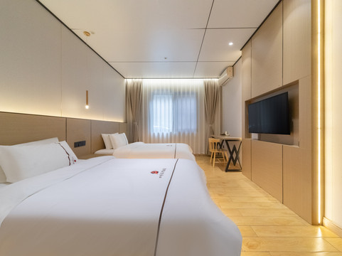 亦爱精品连锁酒店（四季港湾店）