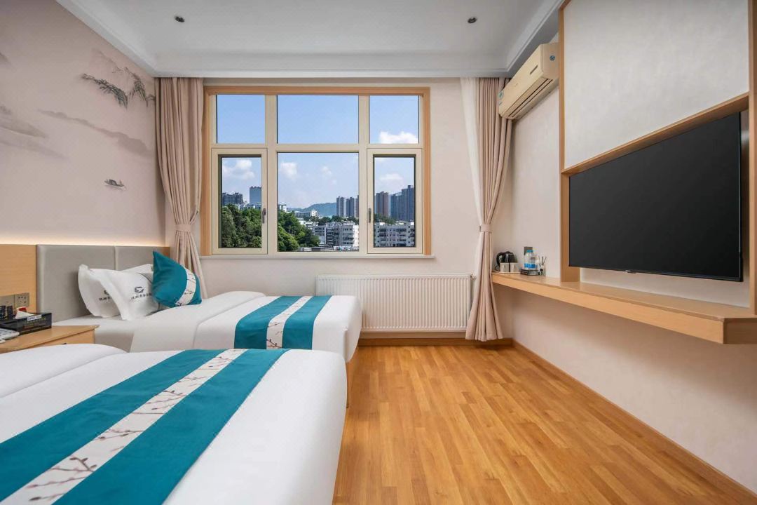 Shiyan Yuehe Aoxiang Business Hotel