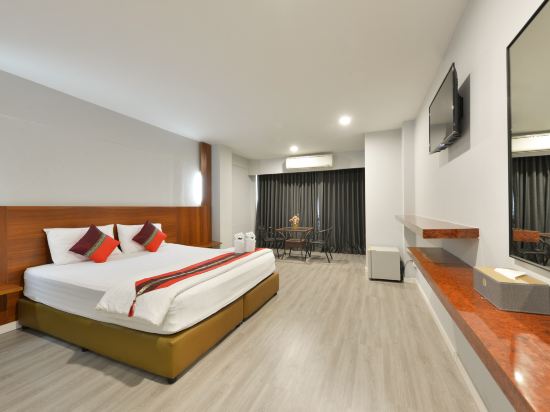Berich Hotel Room Type - Deluxe Double Room