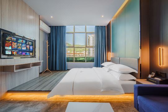 中洲精品公寓（惠東吉隆鎮店）