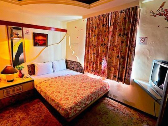 臺中百老匯碟影旅館