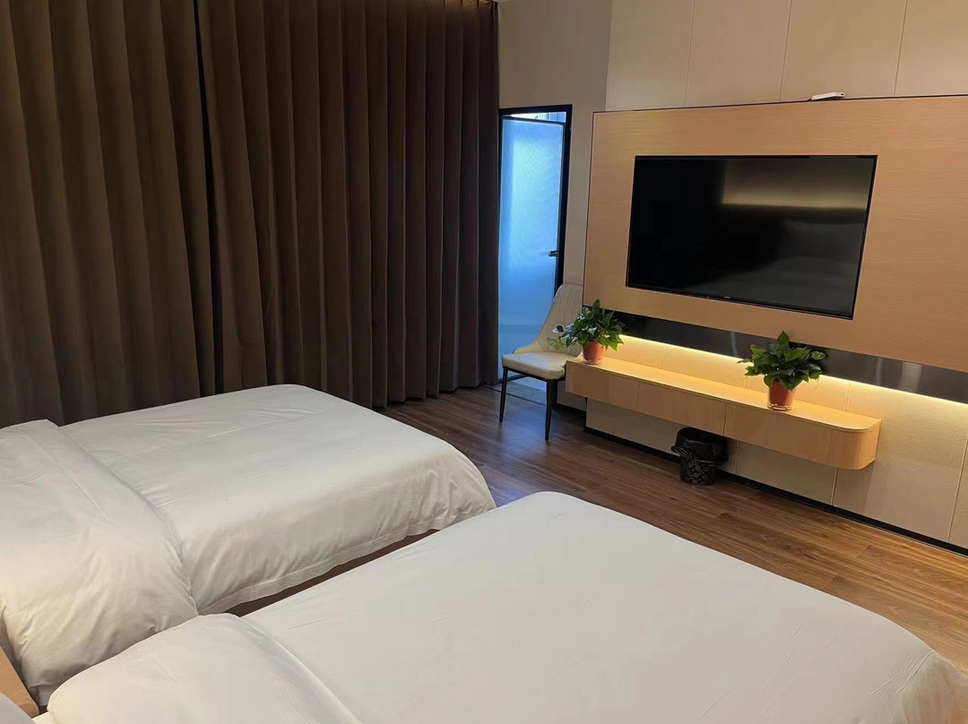 乾港酒店