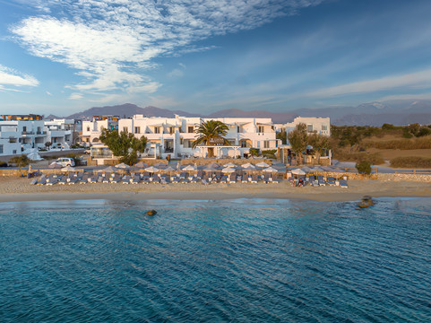 Liana Beach Hotel & Spa