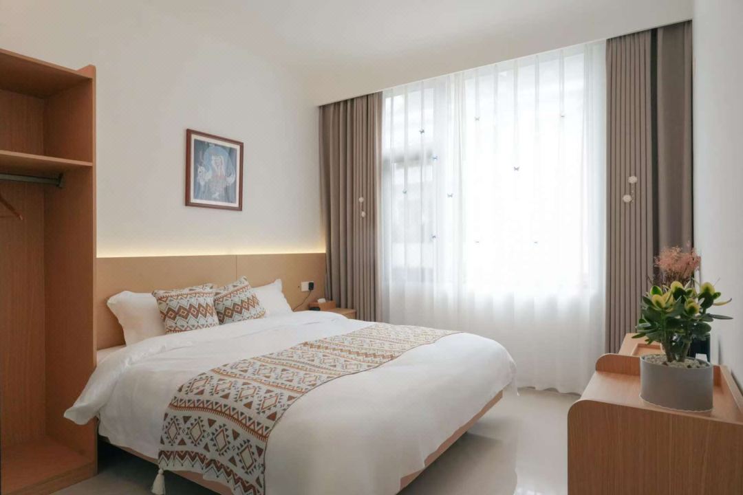 Qingzhen Hushan Lusha Homestay