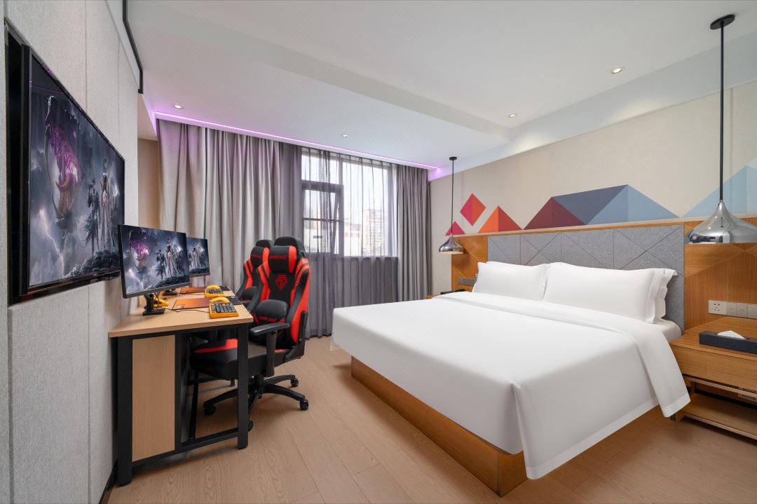 Nanning ・ Master Blaster ・ TNT E-Sports Hotel (Guangxi University NanNing Railway Station)