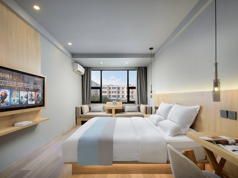 米易玲珑雅居精品酒店