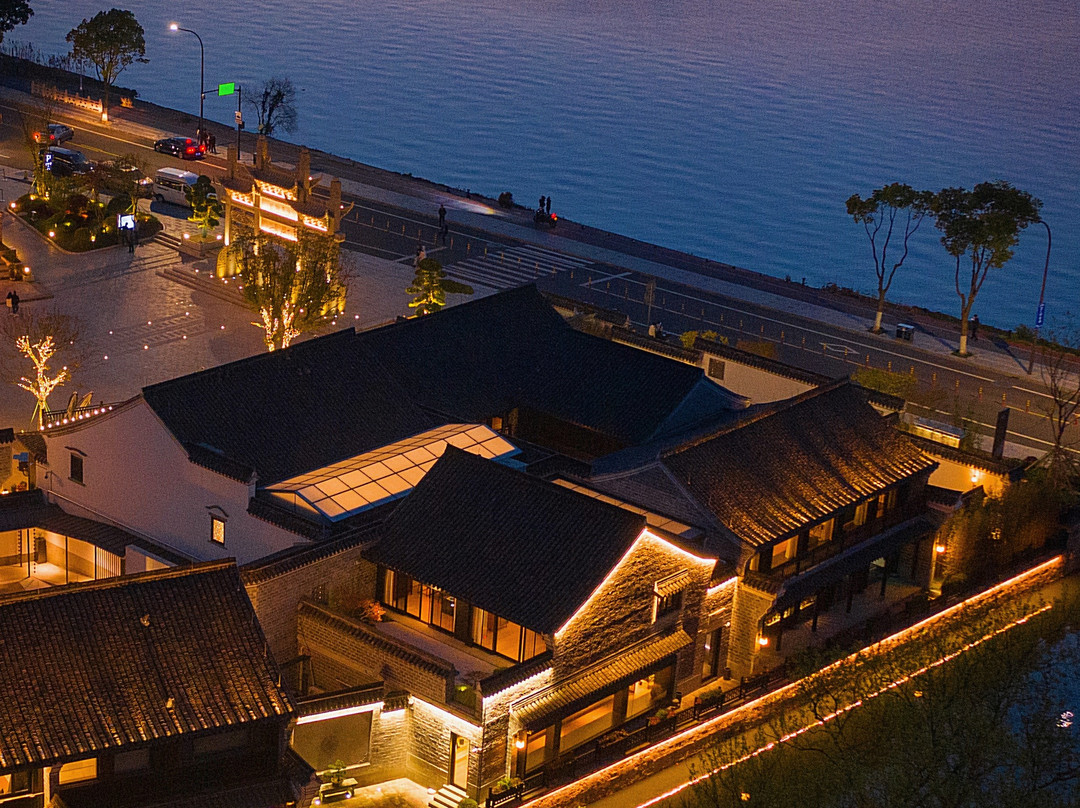 宁波东钱湖JUN酒店