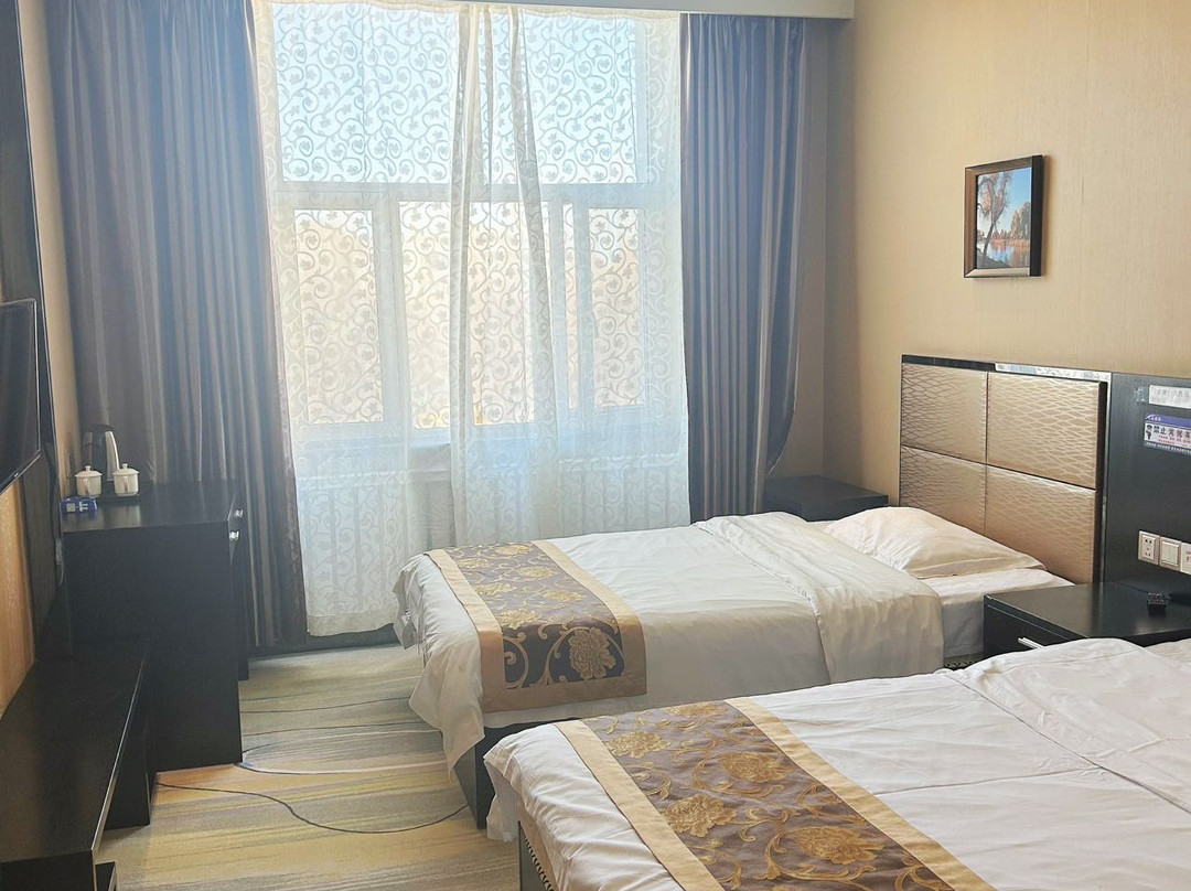 巴里坤幻想湖大酒店(美食街店)