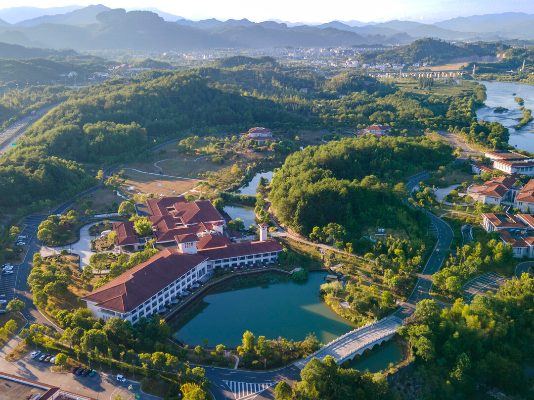 武夷山市酒店住宿-武夷山大红袍山庄