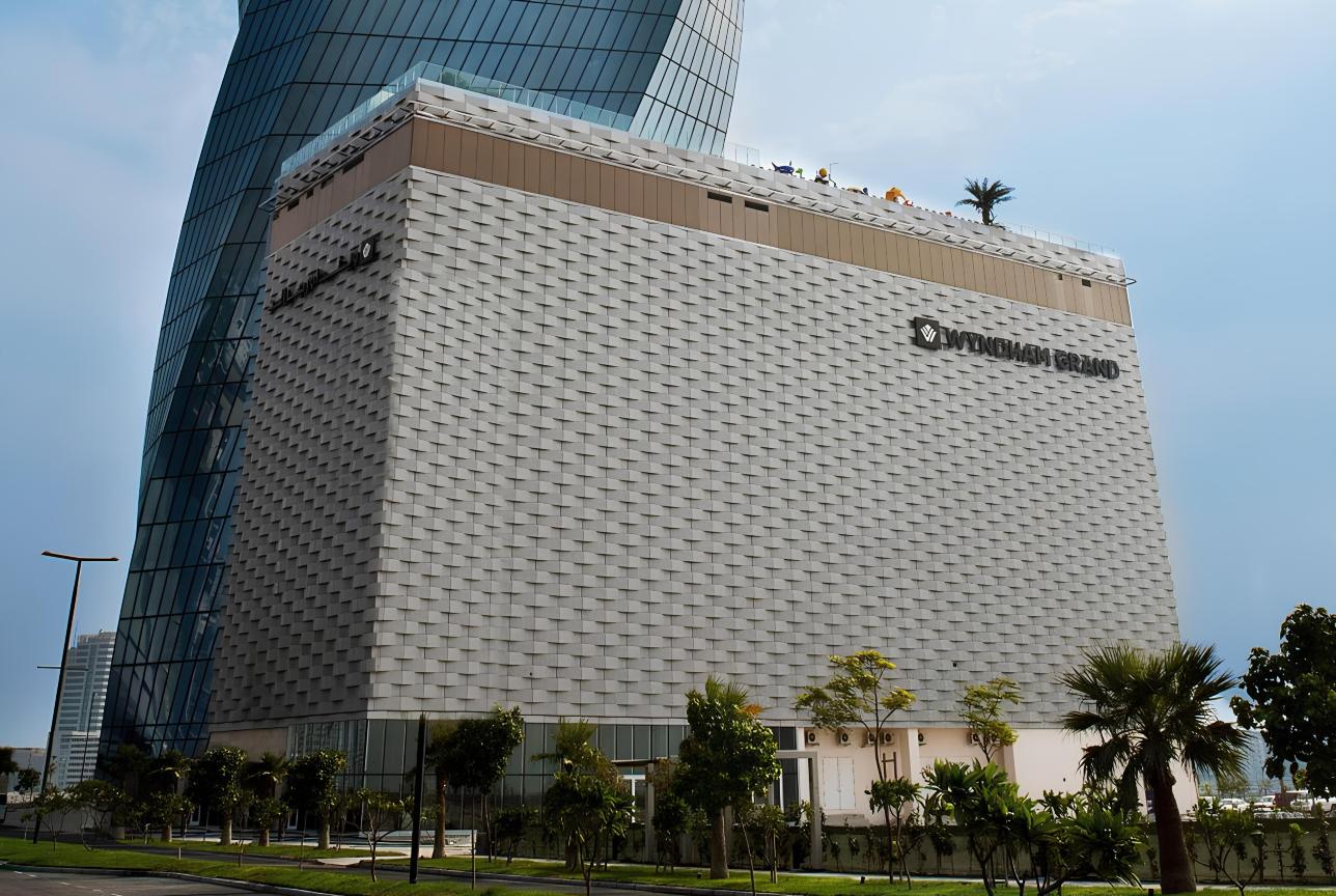 Wyndham Grand Manama-官方