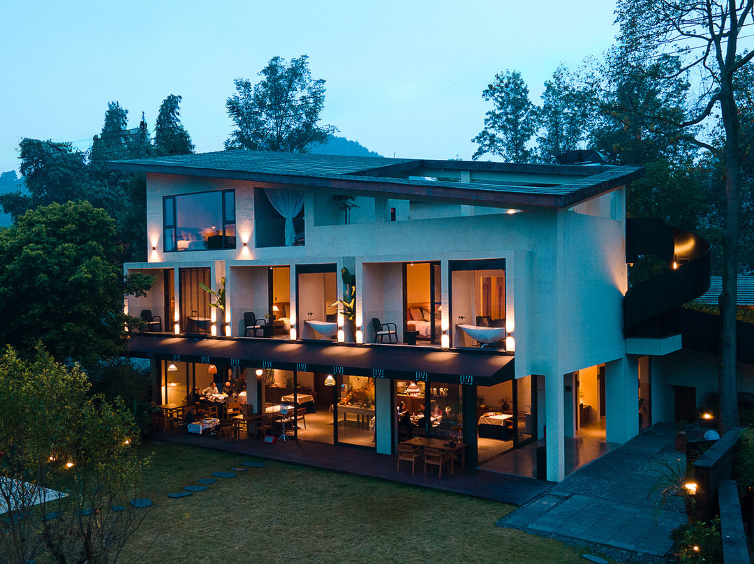 崇州竹外·香樟树下设计师野奢Villa（道明竹艺景区店）