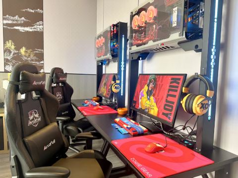 Jingjie Solo E-sports Hotel (Guangxi University Subway Station, Nongyuan Road)