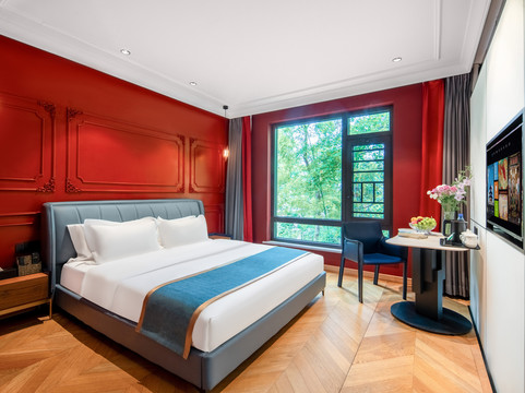 荷塘月色精品酒店