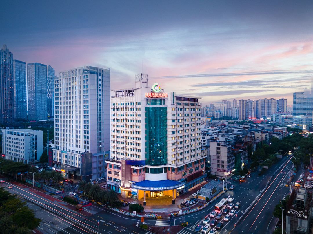 南宁湘桂国际大酒店(青秀万达滨湖路地铁站店)主图