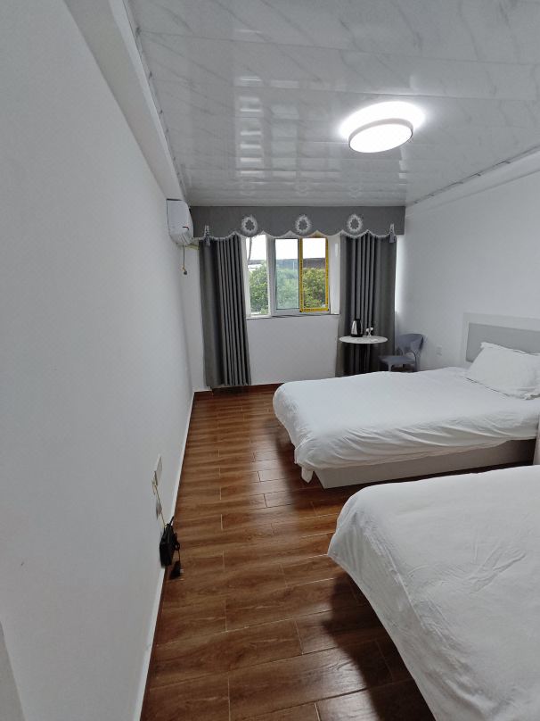 Jiahao Inn