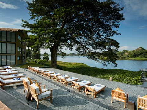 蒂瑟默哈拉默酒店住宿-萨法瑞酒店