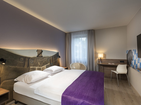 Grosskarolinenfeld酒店住宿-罗森海姆全景城市酒店