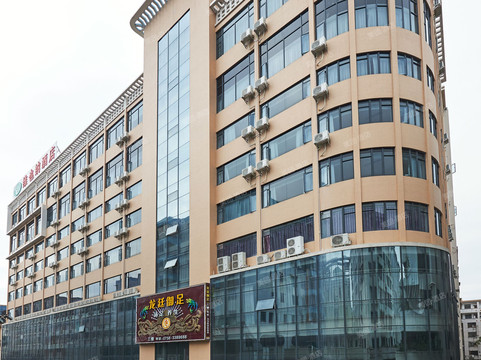 维也纳酒店(肇庆四会中心玉博城店)