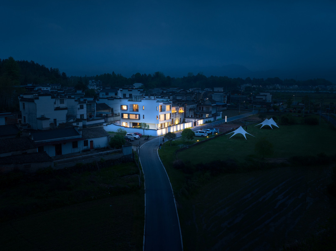 观山·两境美学度假酒店