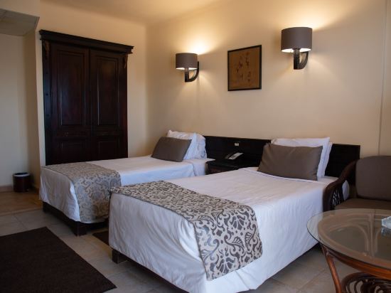 Africana Hotel & Spa Room Type - Family Suite Africana Hotel & Spa Room Type - Family Suite