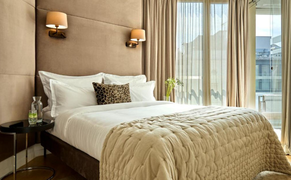 华沙酒店住宿-H15精品酒店