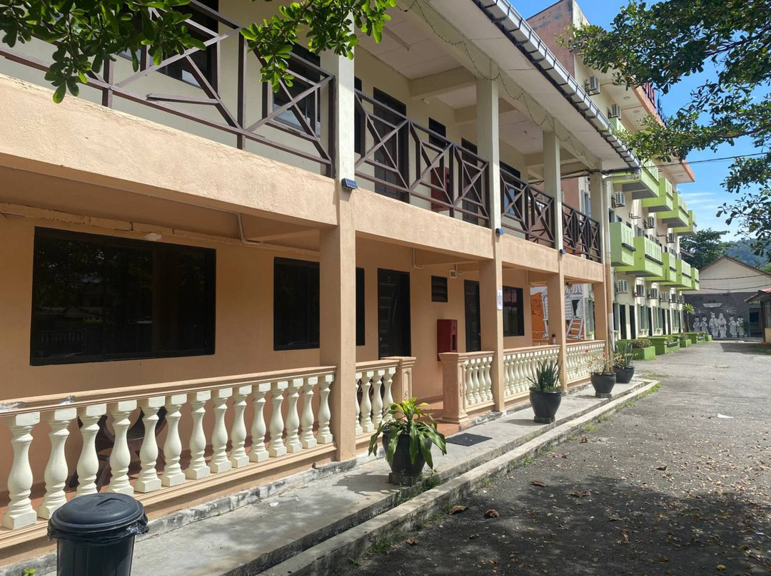Capital O 91094 Hotel & Chalet Sportfishing