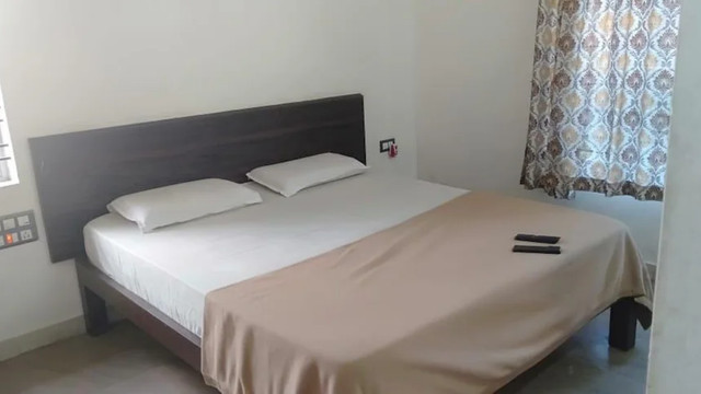 Hotel Grand Palace Residency