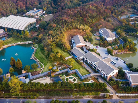 南京青龙山庄酒店主图