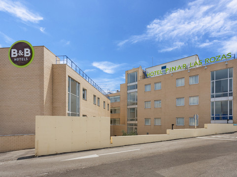 钟楼马德里拉斯罗萨斯酒店