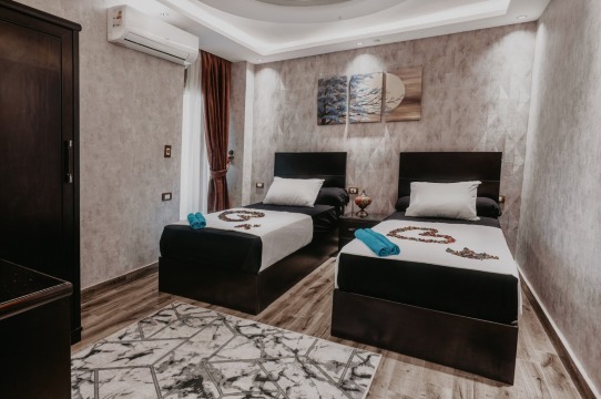 Pyramids Planet Hotel-官方