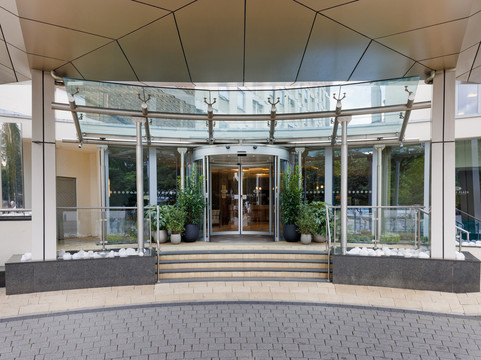 皇冠假日伦敦盖特威克机场酒店