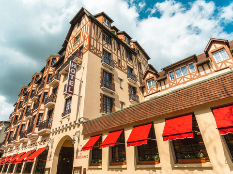 Le Mesnil-Guillaume酒店住宿-Grand Hotel De L'Esperance