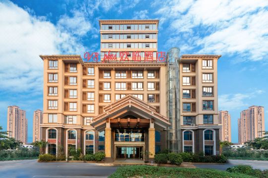 V8plus huanlin hotel