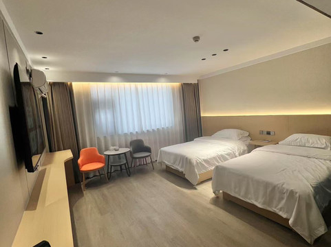 嵩县金茂假日酒店