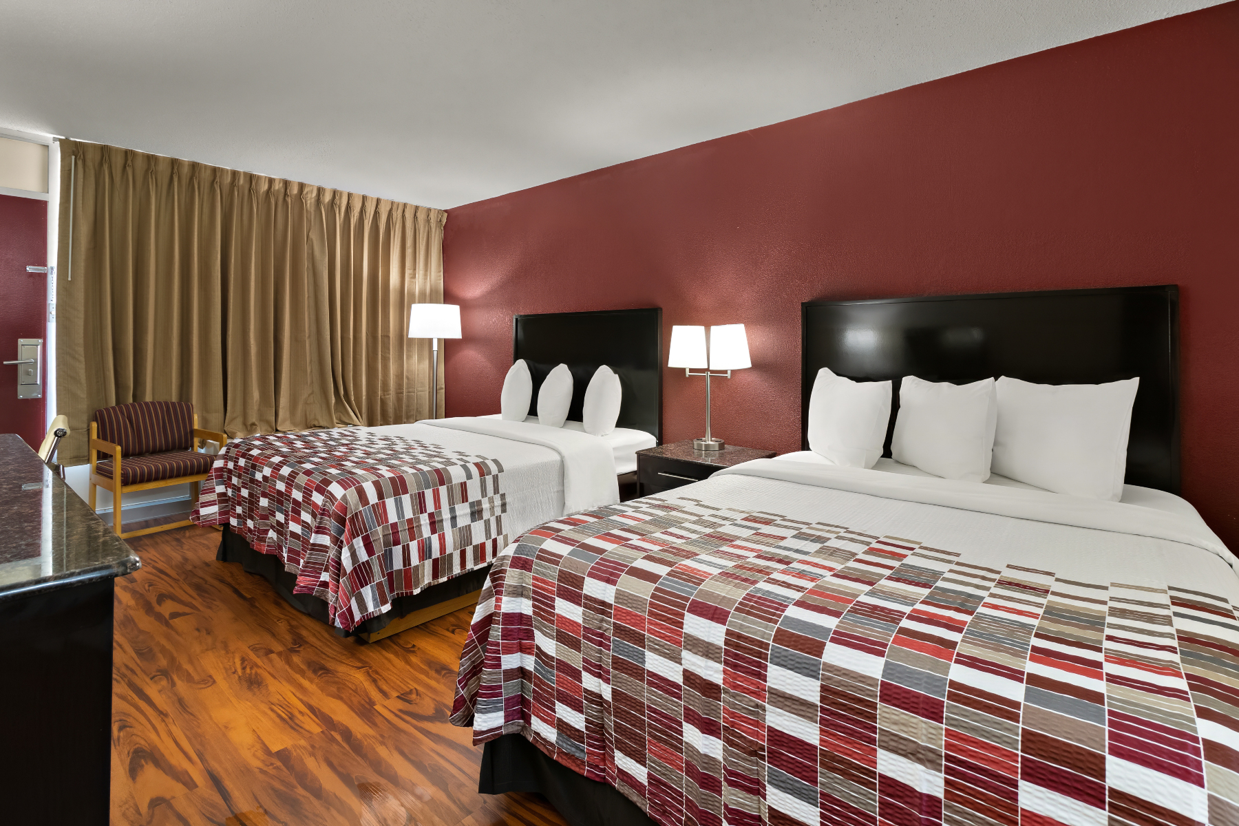 Red Roof Inn & Suites Cave City-官方