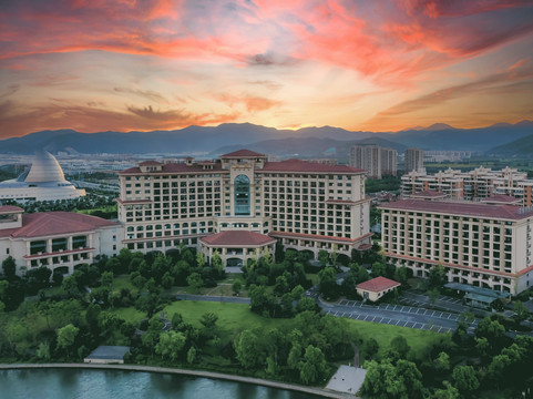 宁波春晓世茂希尔顿逸林酒店