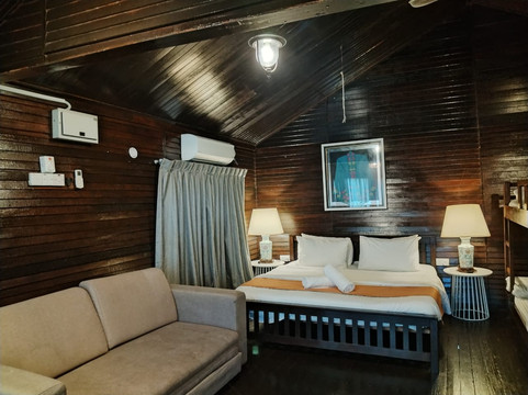 梅丽娜海滩度假村酒店