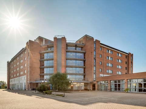 塞蒂莫托里内塞酒店住宿-B&B Hotel Settimo Torinese